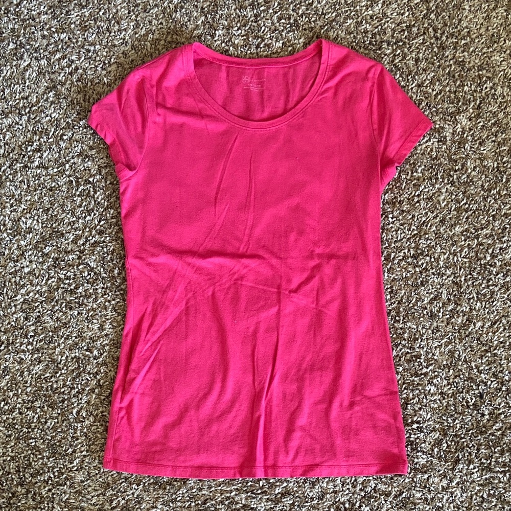 ☀️ 🐇 No Boundaries Bright Pink Short Sleeve Tee